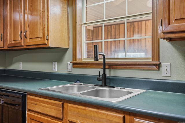 50 Rosewood Drive, Beebe, AR 72012