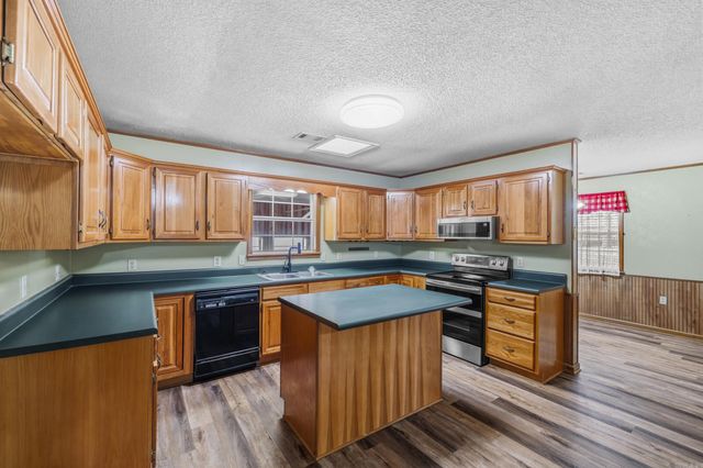 50 Rosewood Drive, Beebe, AR 72012