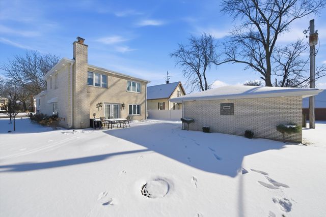 606 S Arlington Heights Road, Arlington Heights, IL 60005
