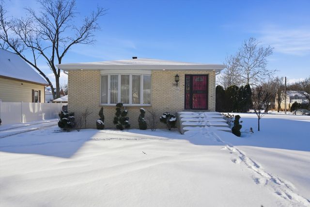 606 S Arlington Heights Road, Arlington Heights, IL 60005