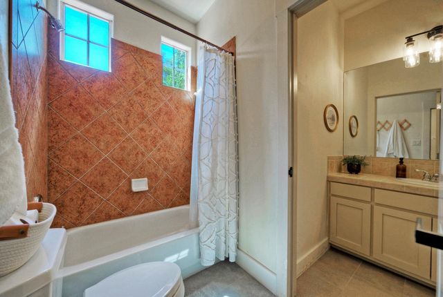 1902 Lakeway BLVD, Lakeway, TX 78734
