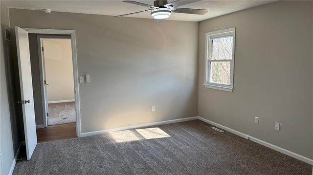 22 Locust Lane, Warrensburg, MO 64093