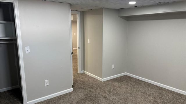 22 Locust Lane, Warrensburg, MO 64093