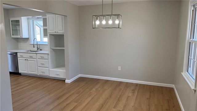 22 Locust Lane, Warrensburg, MO 64093