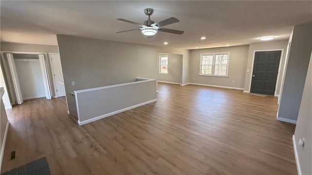 22 Locust Lane, Warrensburg, MO 64093