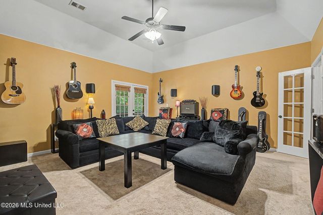 7211 Lauren Lane, Olive Branch, MS 38654
