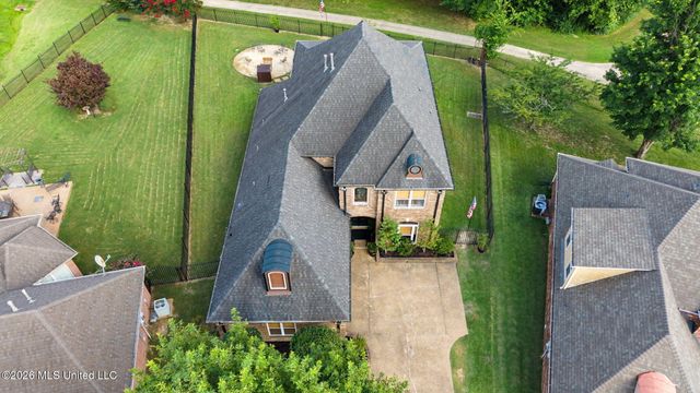 7211 Lauren Lane, Olive Branch, MS 38654