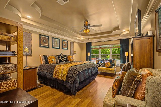 7211 Lauren Lane, Olive Branch, MS 38654