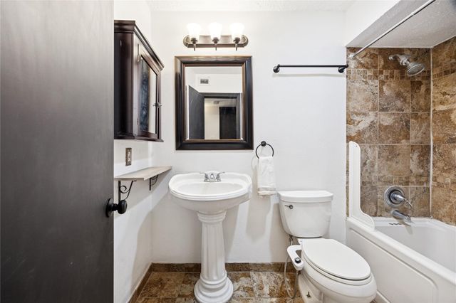 11540 Chimney Rock Road 112, Houston, TX 77035