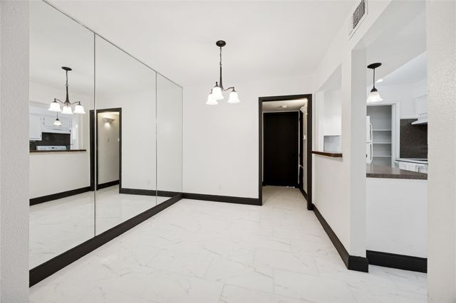 11540 Chimney Rock Road 112, Houston, TX 77035