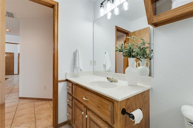 216 SW 140th Terrace, Oklahoma City, OK 73170