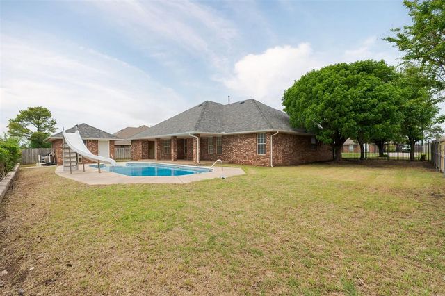 216 SW 140th Terrace, Oklahoma City, OK 73170