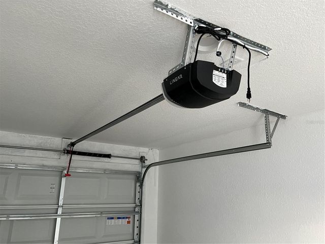 13 BAY TRACK, Ocklawaha, FL 32179