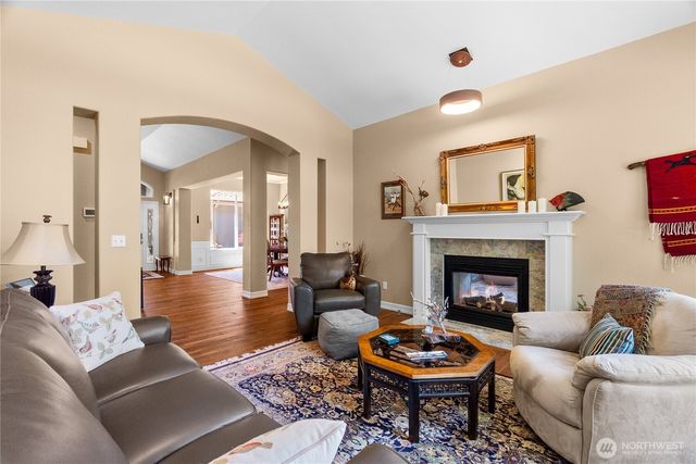 6042 Troon Lane SE, Olympia, WA 98501