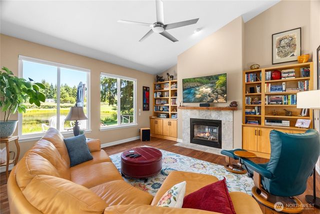 6042 Troon Lane SE, Olympia, WA 98501