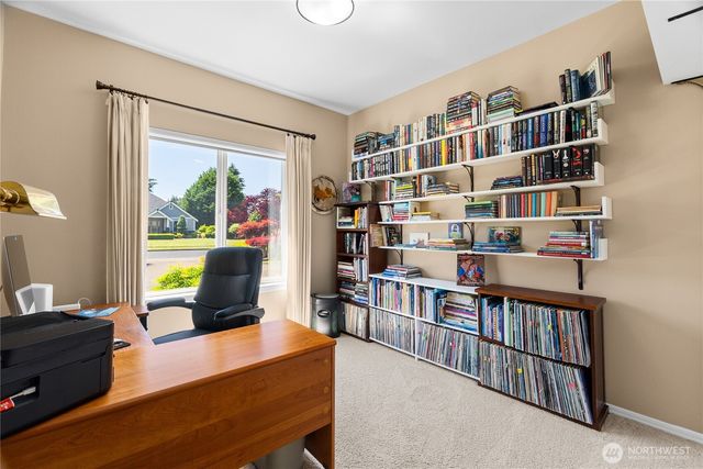 6042 Troon Lane SE, Olympia, WA 98501