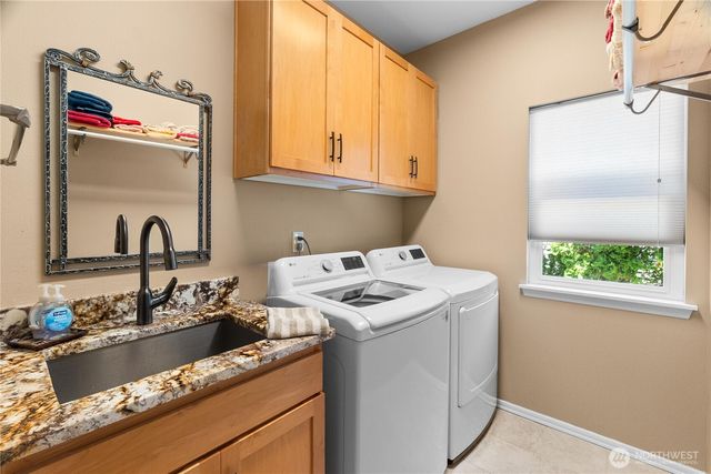 6042 Troon Lane SE, Olympia, WA 98501