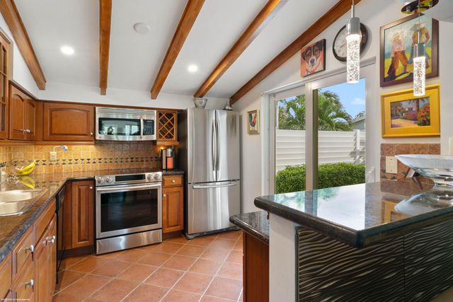 208 Sims Creek Drive, Jupiter, FL 33458