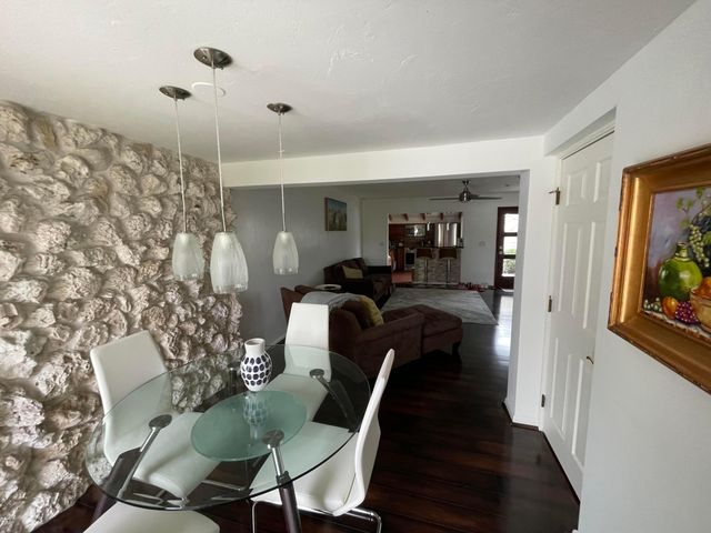 208 Sims Creek Drive, Jupiter, FL 33458