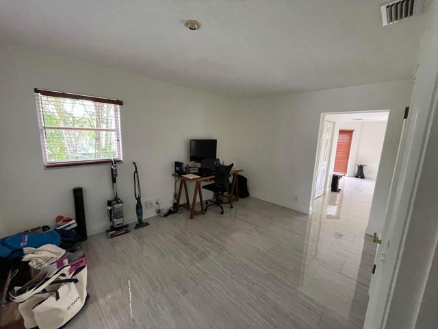 208 Sims Creek Drive, Jupiter, FL 33458