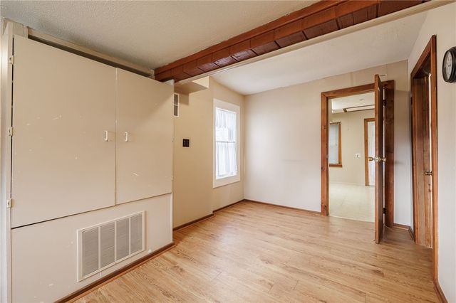 9151 State Route 5 And 20, West Bloomfield, NY 14469