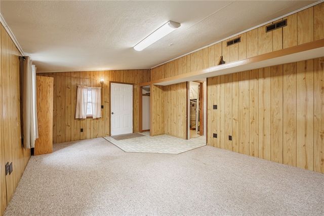 9151 State Route 5 And 20, West Bloomfield, NY 14469