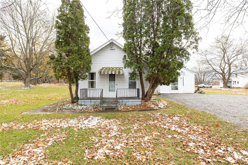 9151 State Route 5 And 20, West Bloomfield, NY 14469