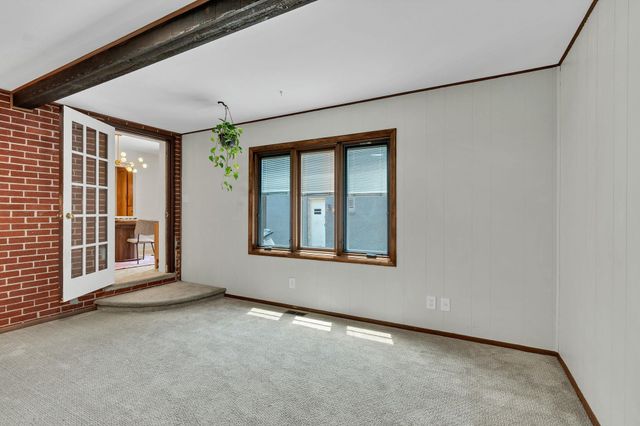 633 S Broadview, Wichita, KS 67218