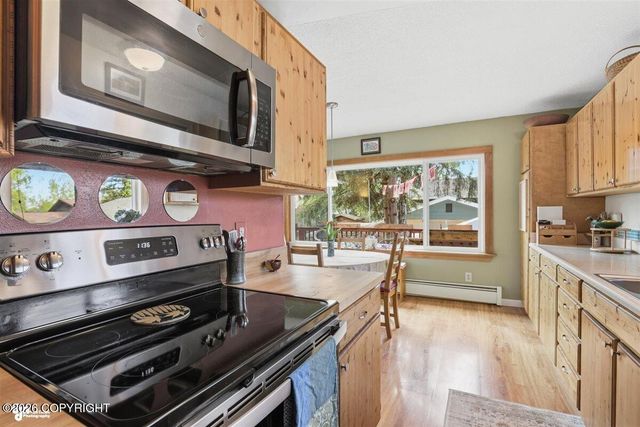4633 Pavalof Street, Anchorage, AK 99507