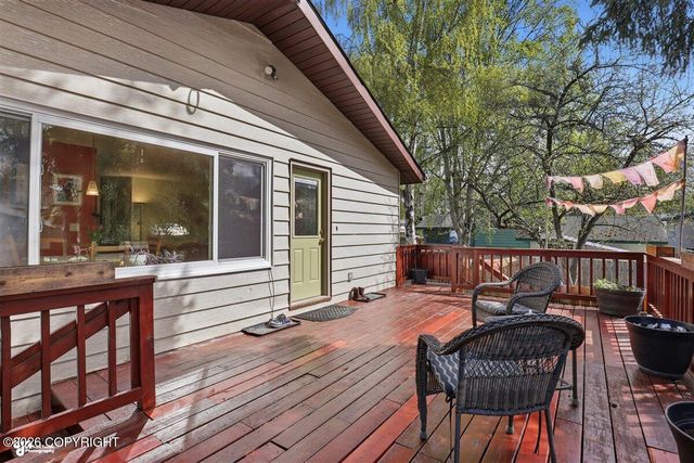 4633 Pavalof Street, Anchorage, AK 99507