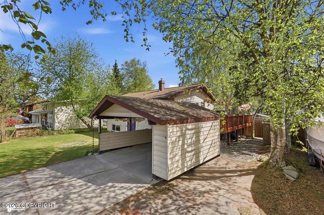 4633 Pavalof Street, Anchorage, AK 99507
