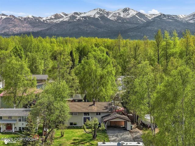 4633 Pavalof Street, Anchorage, AK 99507