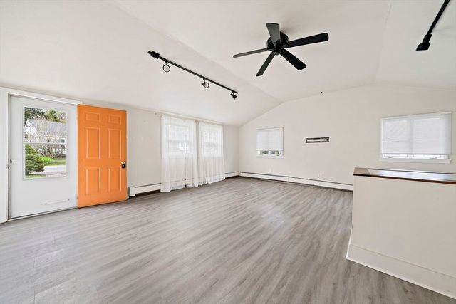 13 Atwood St, Kingston, MA 02364
