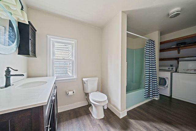 13 Atwood St, Kingston, MA 02364
