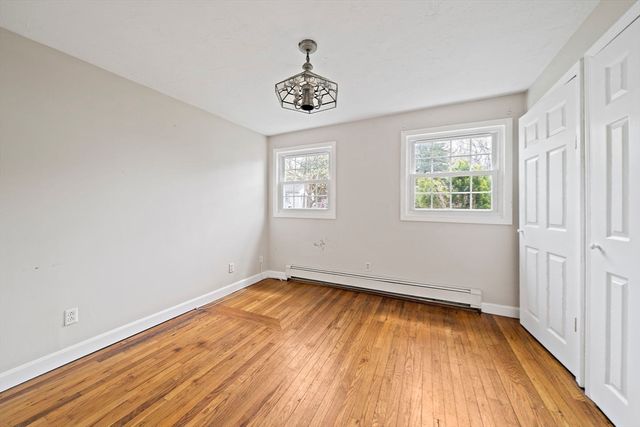 13 Atwood St, Kingston, MA 02364