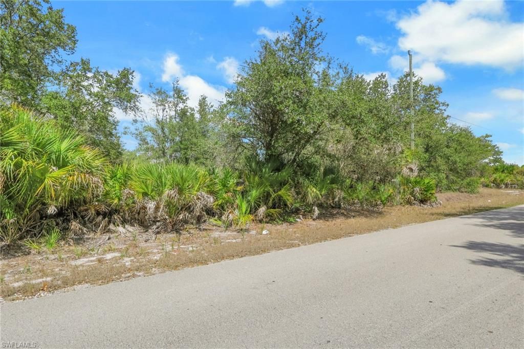 2504 65th ST W, LEHIGH ACRES, FL 33971 — exterior