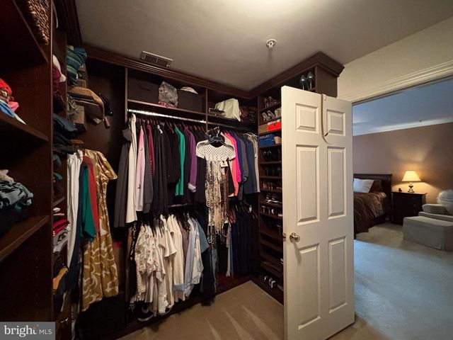 8006 RESERVE WAY, Vienna, VA 22182
