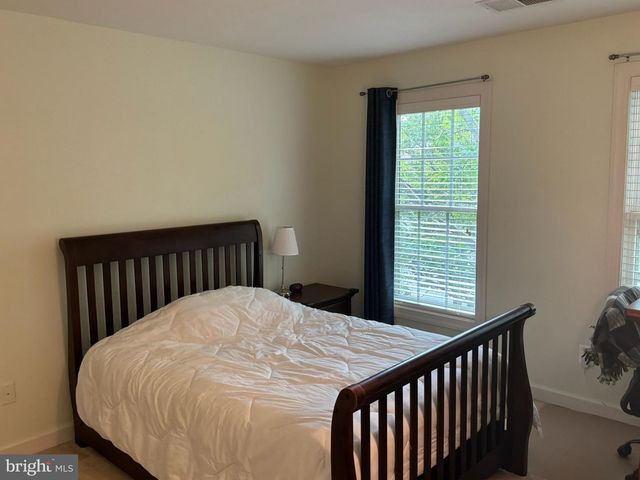 8006 RESERVE WAY, Vienna, VA 22182
