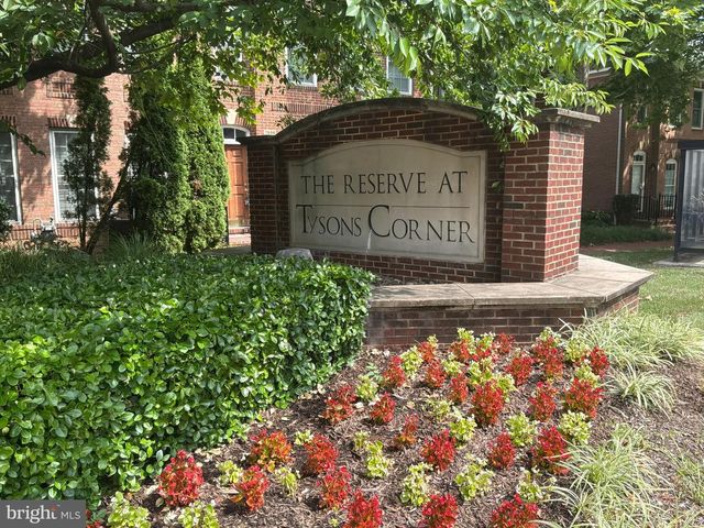 8006 RESERVE WAY, Vienna, VA 22182