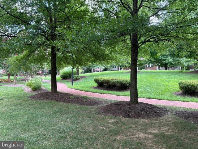 8006 RESERVE WAY, Vienna, VA 22182