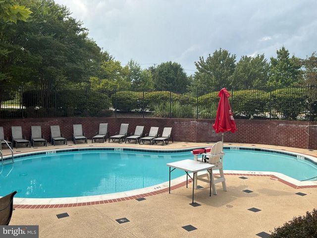 8006 RESERVE WAY, Vienna, VA 22182