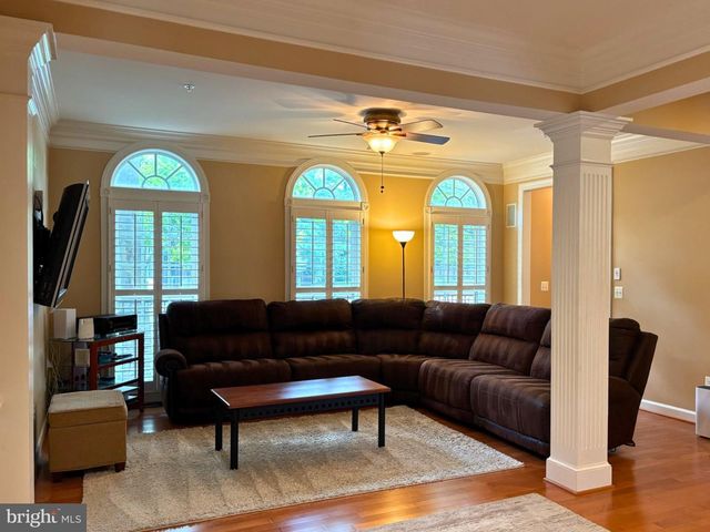 8006 RESERVE WAY, Vienna, VA 22182