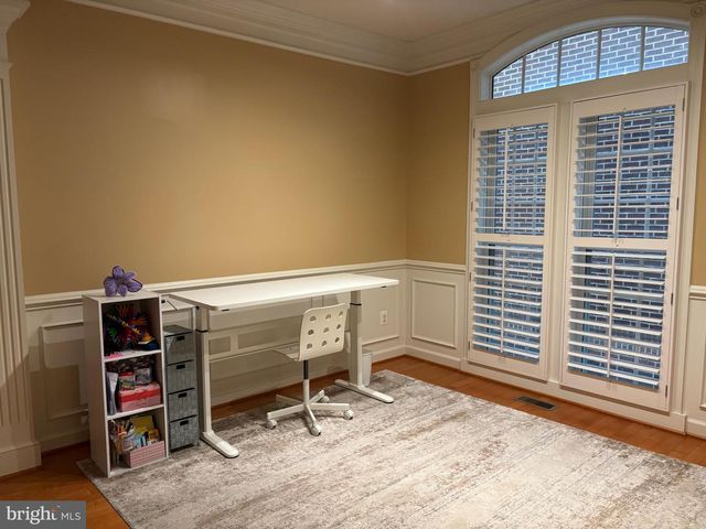 8006 RESERVE WAY, Vienna, VA 22182