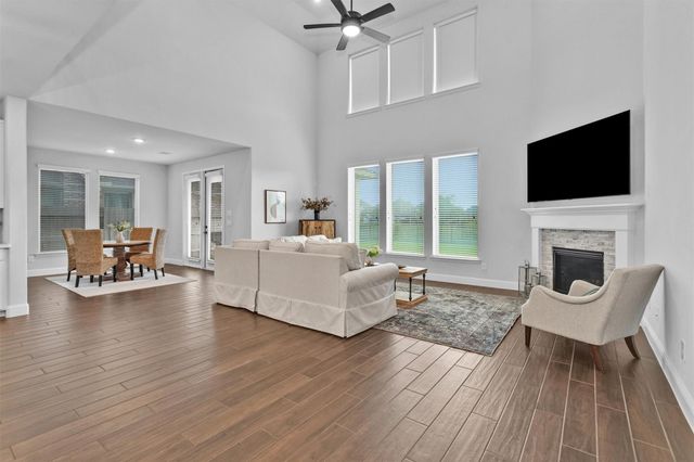 20207 Appaloosa Hill Drive, Tomball, TX 77377