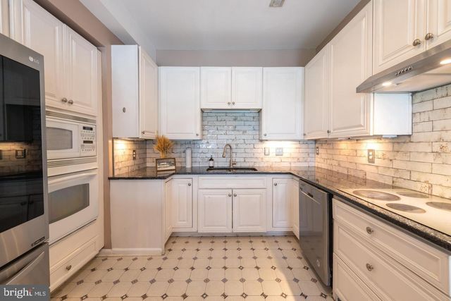 802 WALNUT AVE, North Beach, MD 20714