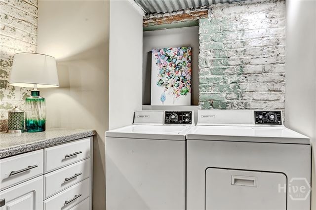 212 W Lower Factors Walk, Savannah, GA 31401