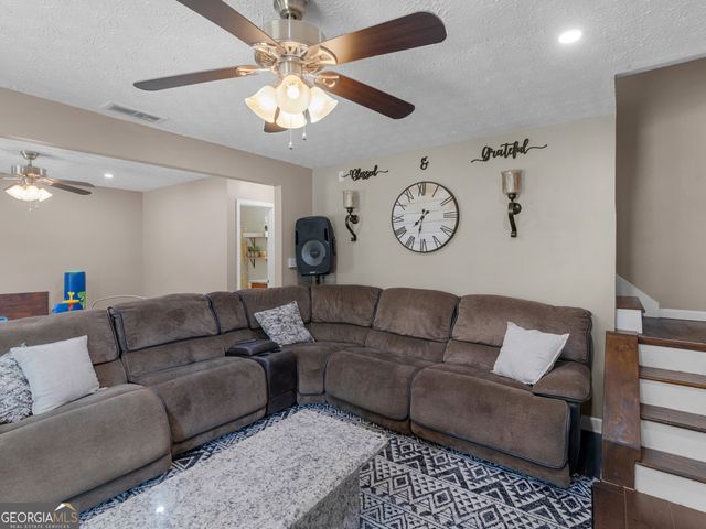 40 Rocky Hill Way, Covington, GA 30014