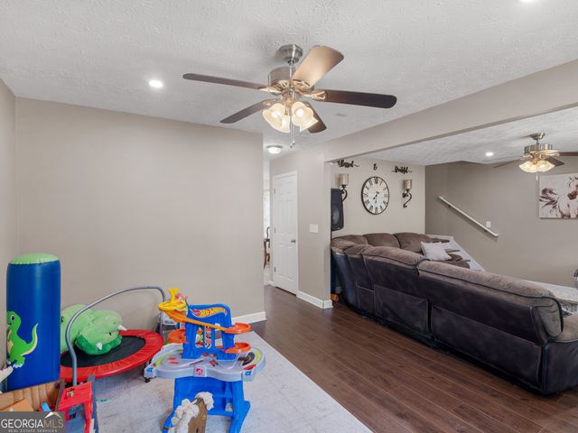 40 Rocky Hill Way, Covington, GA 30014