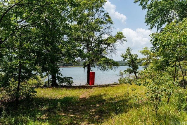 38 W Woodland, Heber Springs, AR 72543