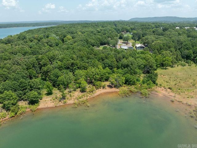 38 W Woodland, Heber Springs, AR 72543